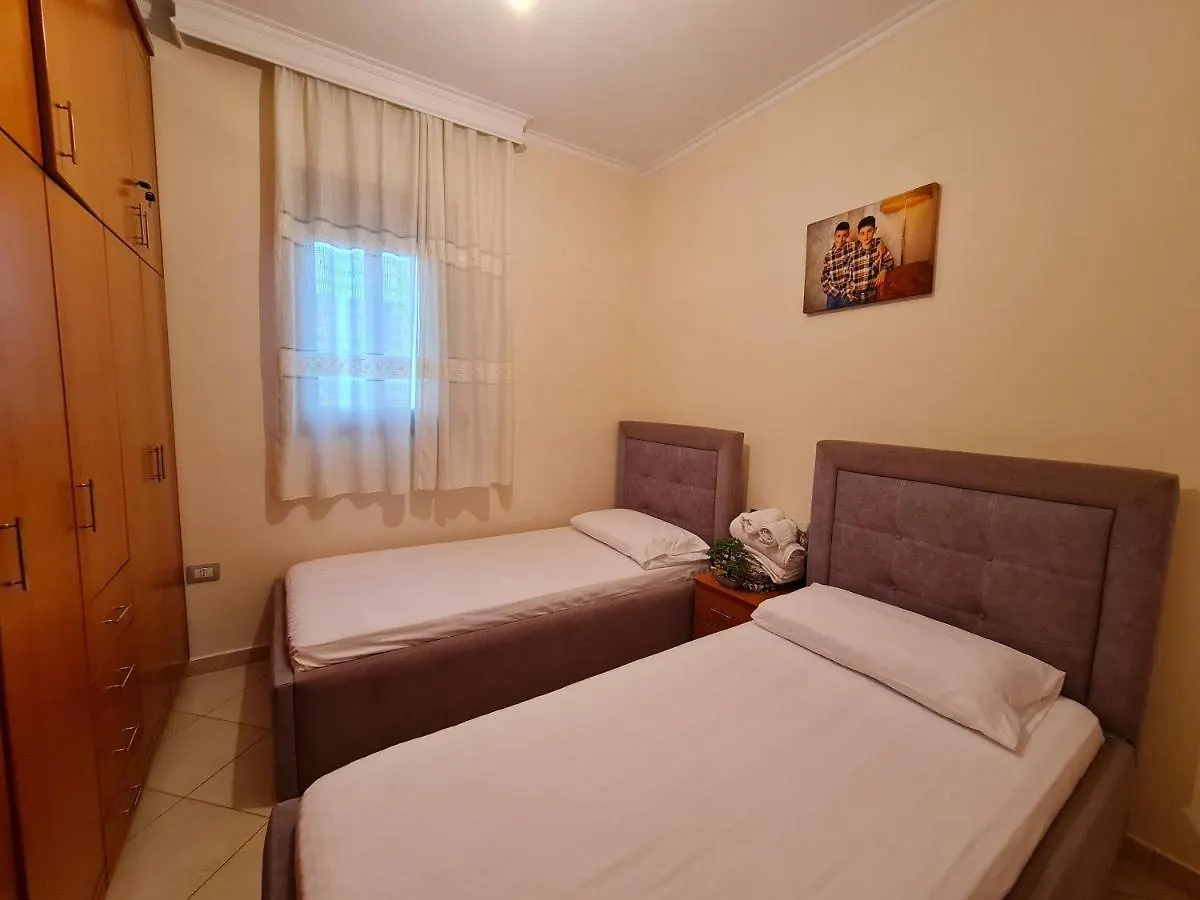 Rezarta Apartment Vlorë 0*,